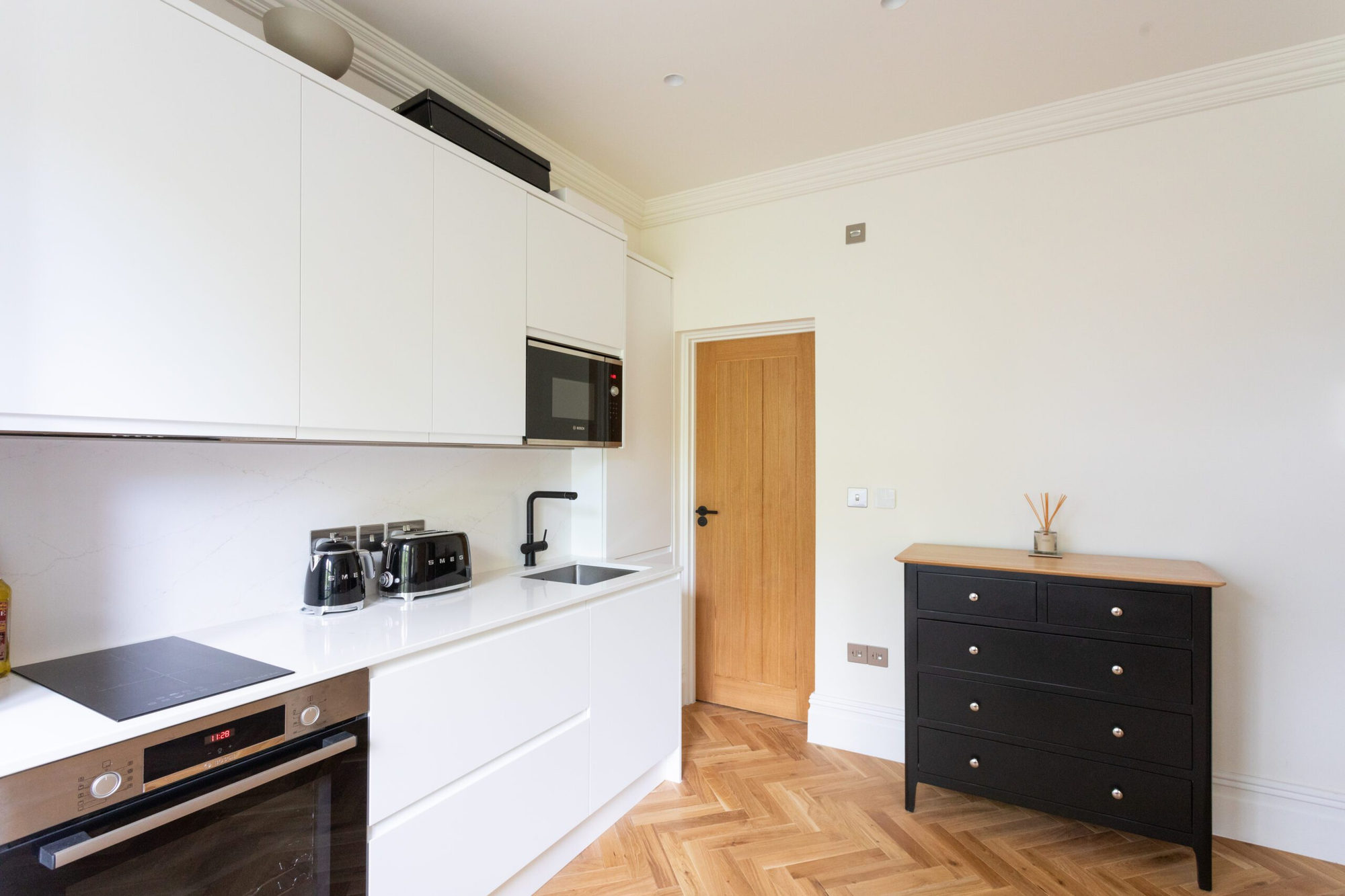 Embankment Gardens apartment, SW3, photo 11