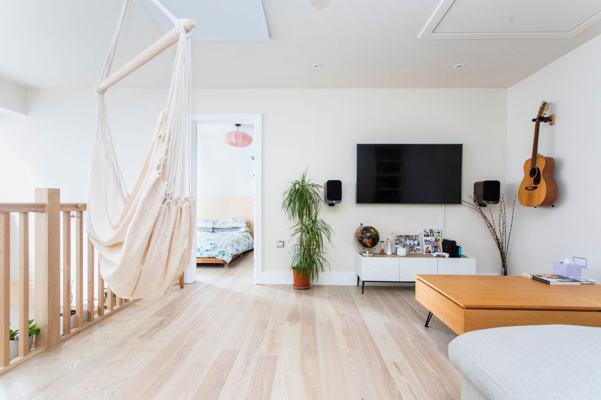 Wapping High Street flat, E1W, photo 9