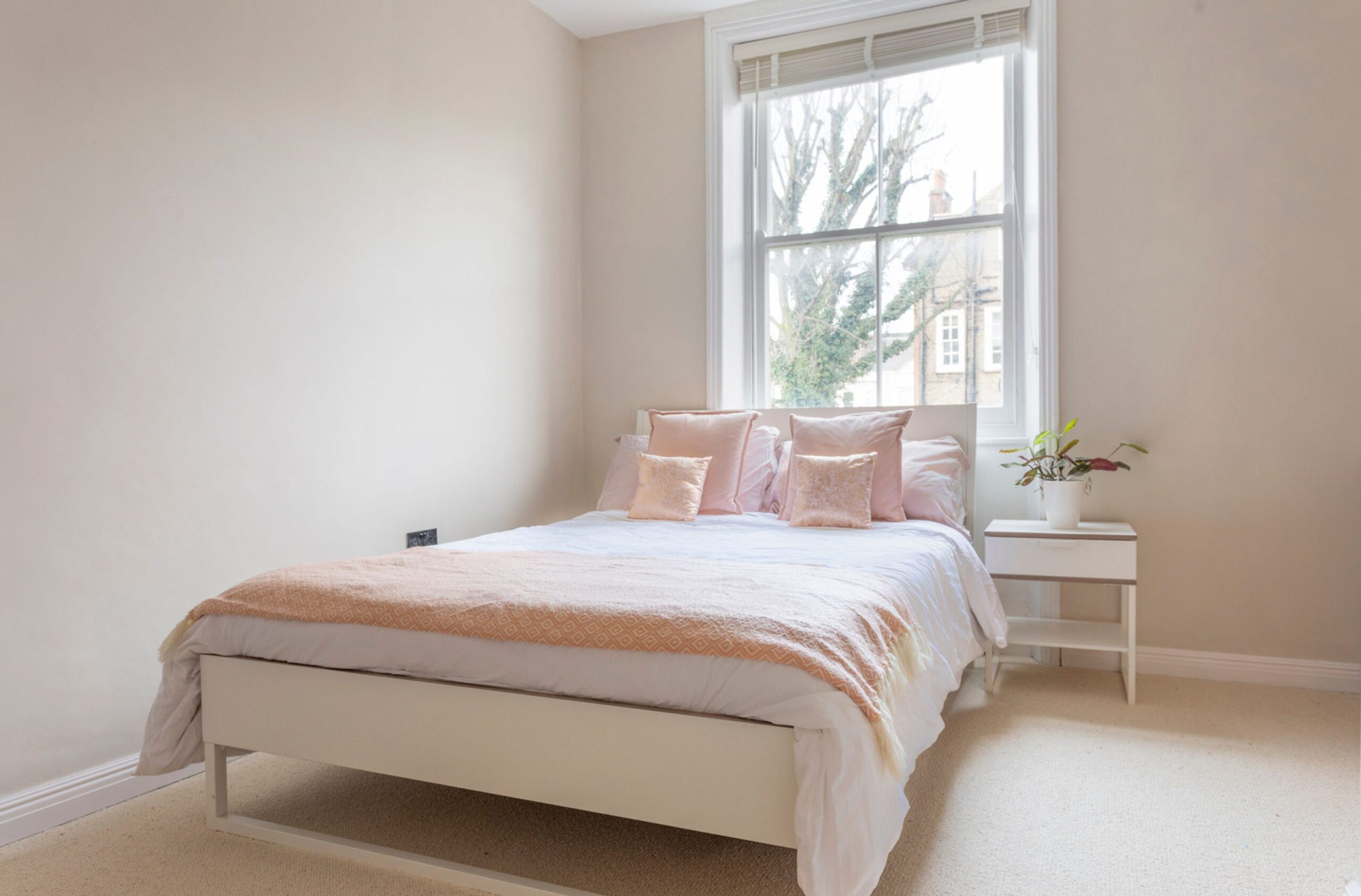Fulham flat, SW6, photo 2
