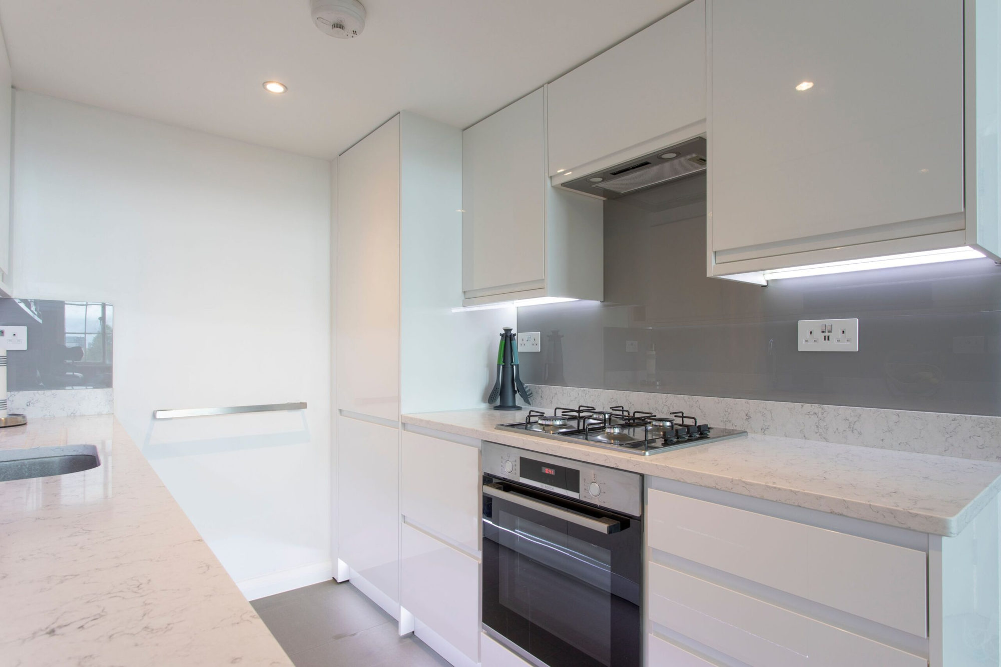 Highbury & Islington apartment, N5, photo 8